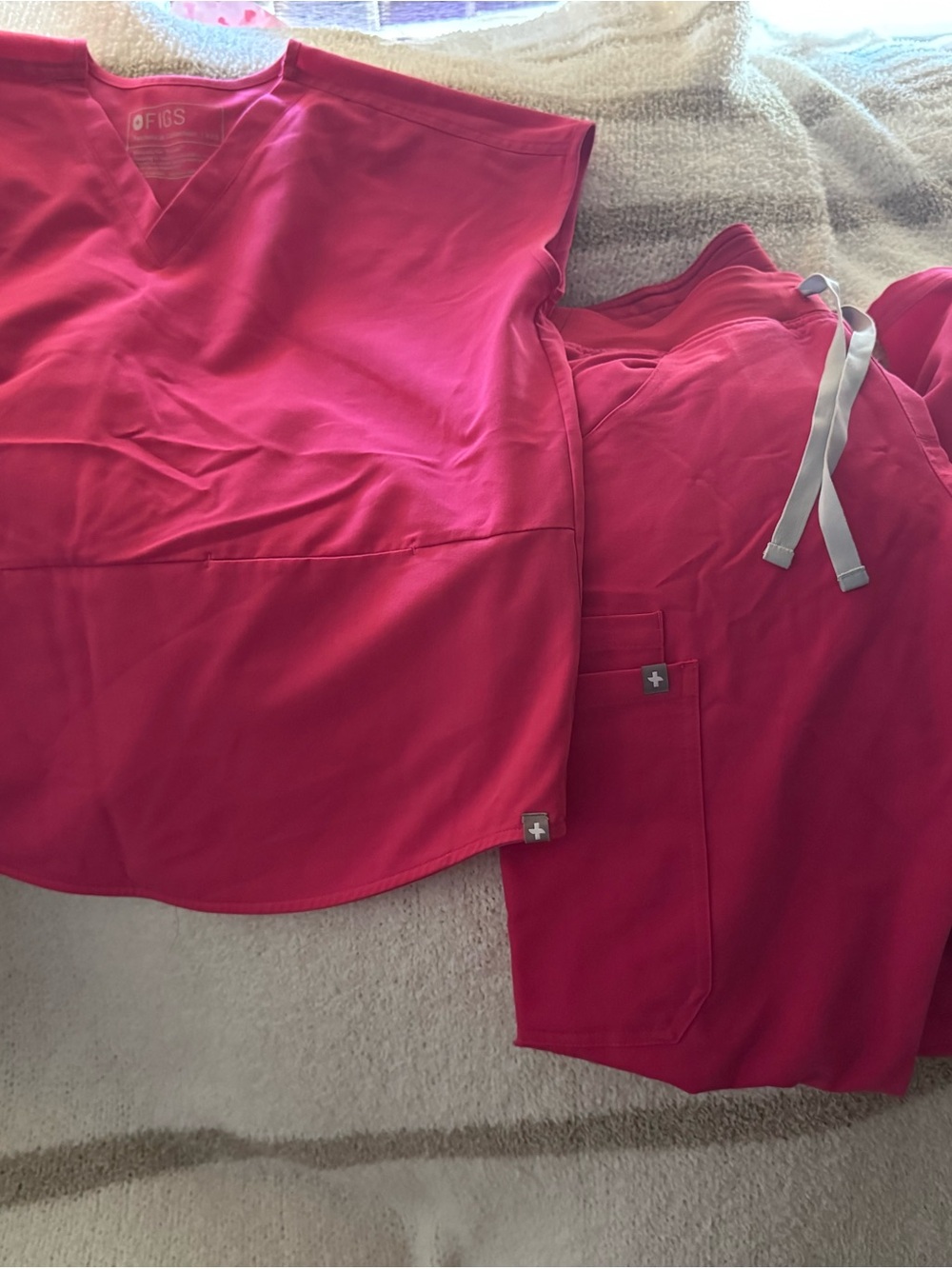 Figs Women's Scrub Set in Hot Pink (top xsmall) xsmall pants are tall